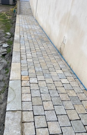 Dallage aménagement extérieur aux Saintes Maries de la Mer